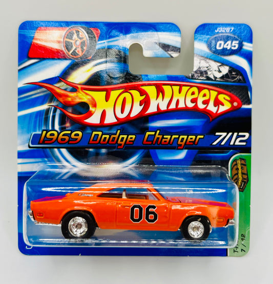 Hot Wheels 1969 Dodge Charger Super Treasure Hunt